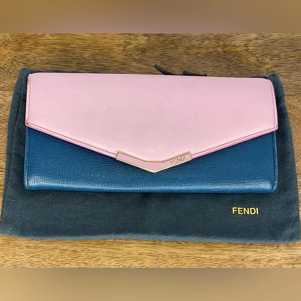 Fendi 2Jours Envelope Continental Wallet in Blush Pink and Blue Leather - Picture 11 of 15